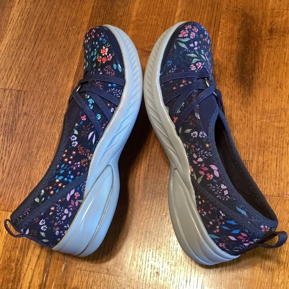 copy🌸NWOT BZEES Niche Slip On Loafer - womens size 6 - Picture 12 of 17